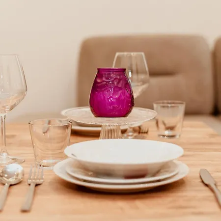 New Born Apartments Apartman Tirana